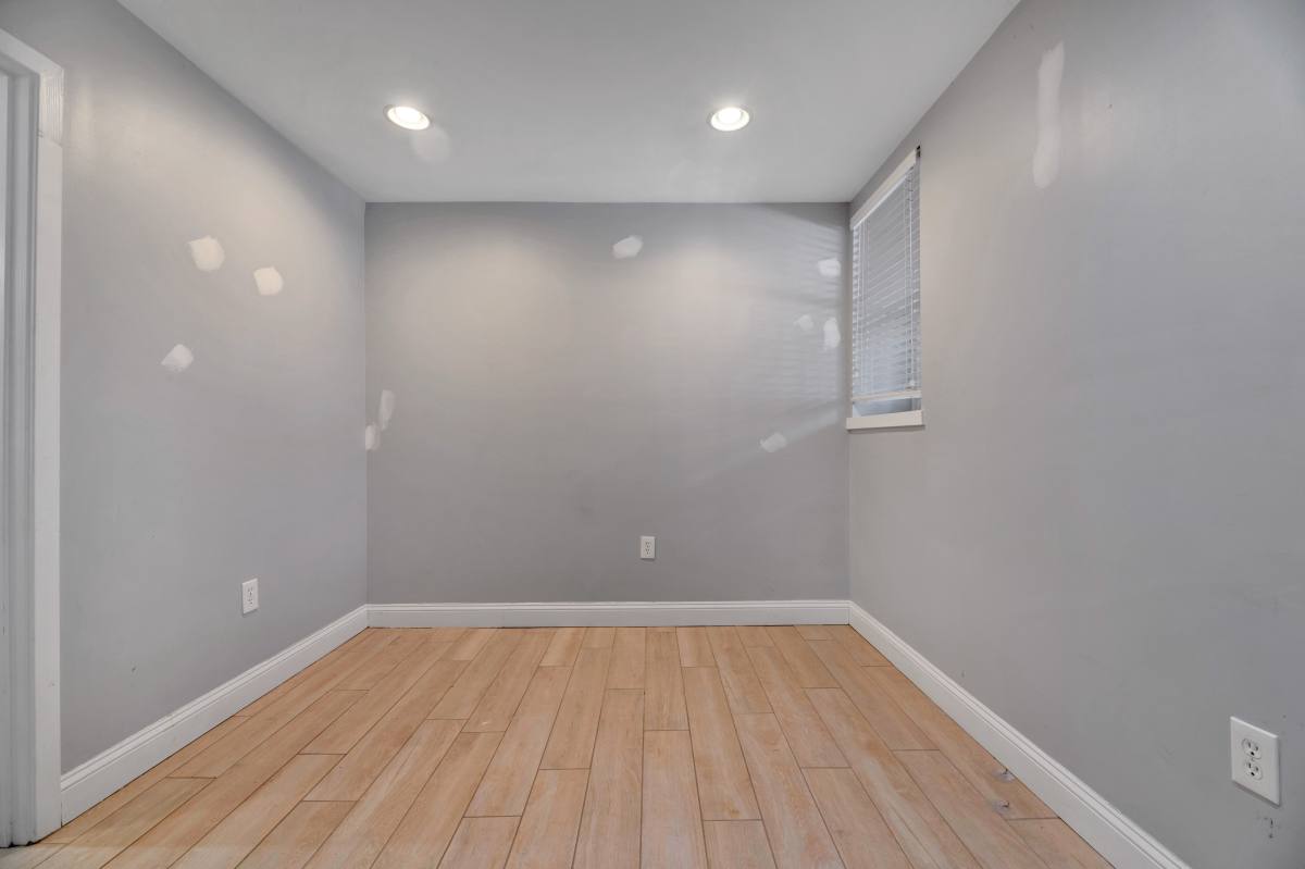 Condo for rent at 3118 13th St NW #1, Washington, DC 20010