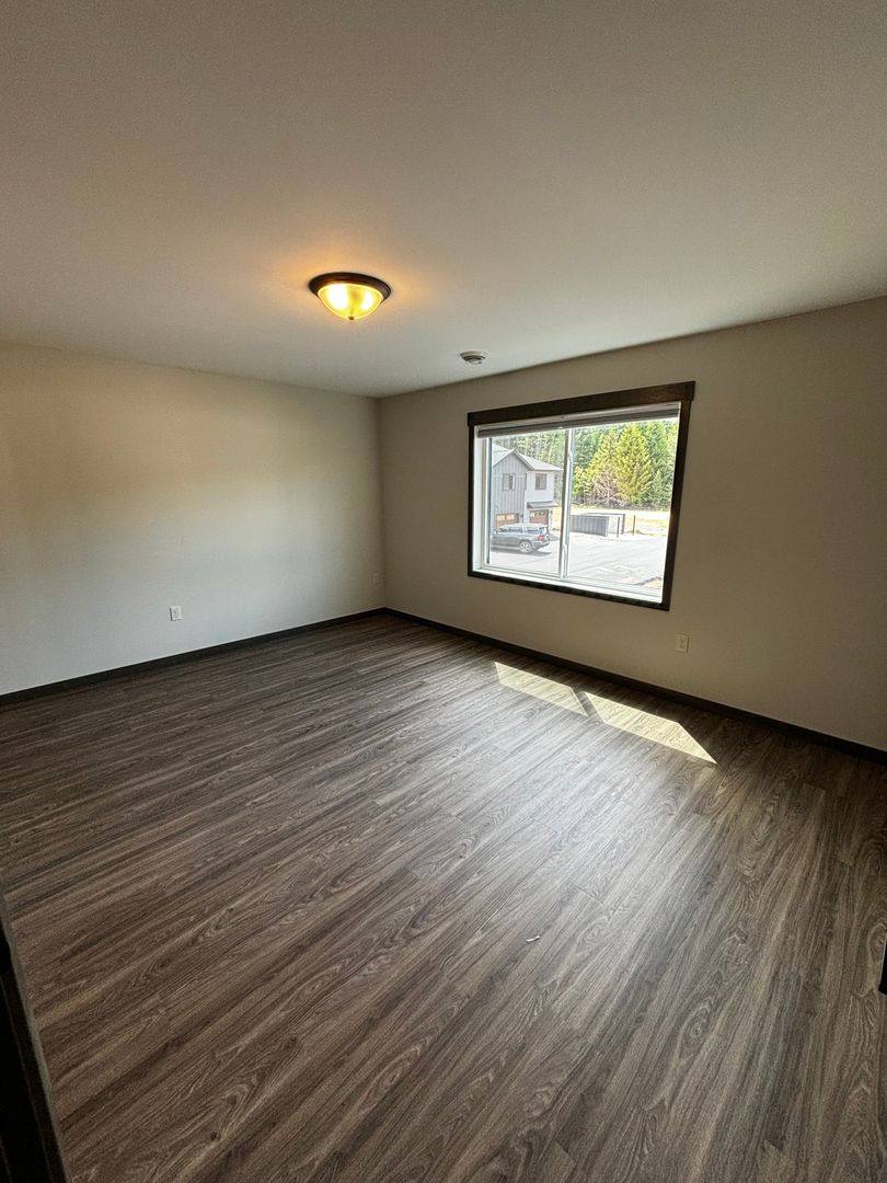 Apartment for rent at 300 Yellowstone Tr & 676 708 Yosemite Way, Altoona, WI 54720