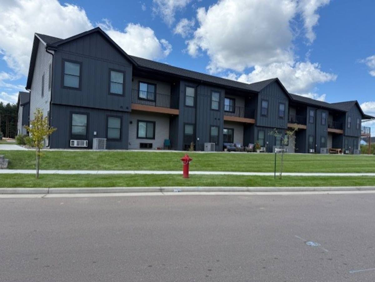 Apartment for rent at 300 Yellowstone Tr & 676 708 Yosemite Way, Altoona, WI 54720