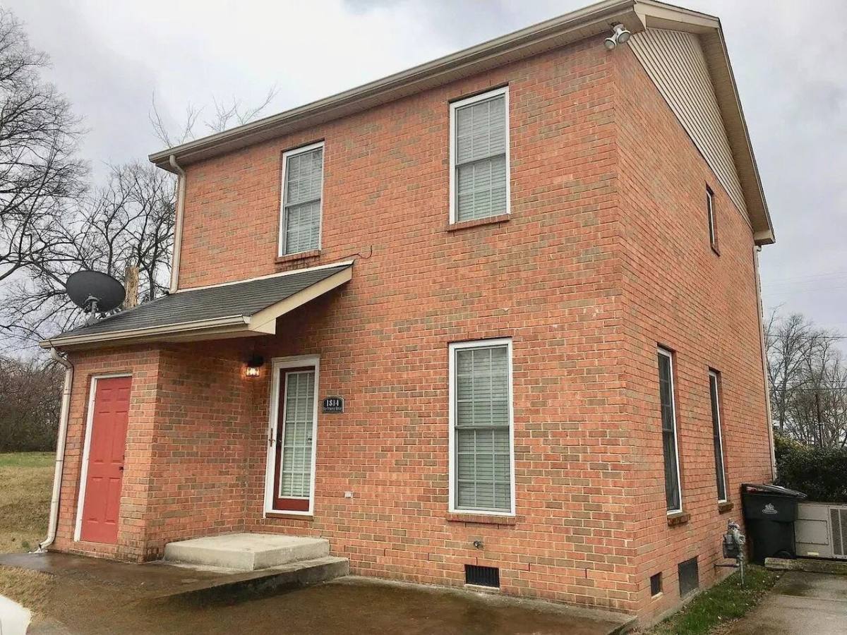House for rent at 1814 Ed Temple Blvd, Nashville, TN 37208