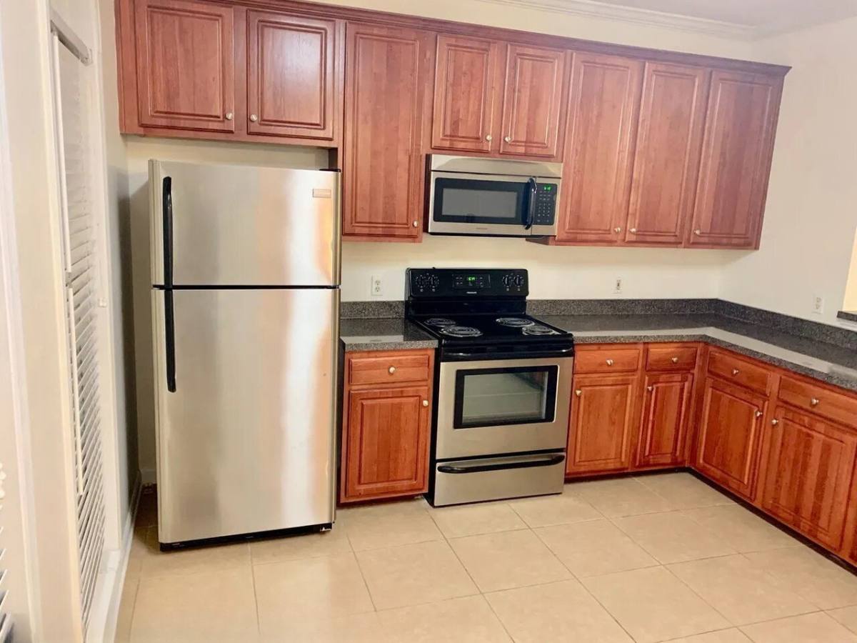 House for rent at 1814 Ed Temple Blvd, Nashville, TN 37208