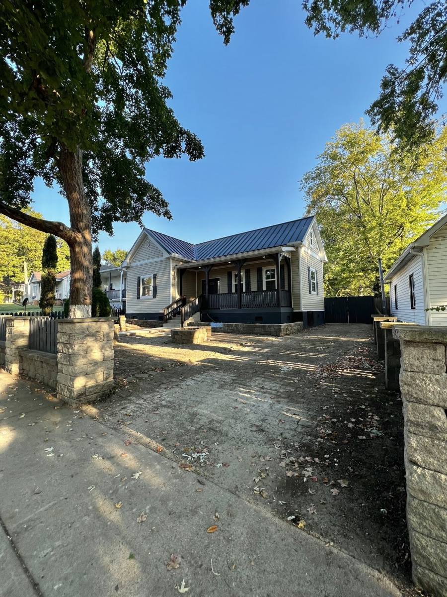 House for rent at 947 Clark St, Clarksville, TN 37040