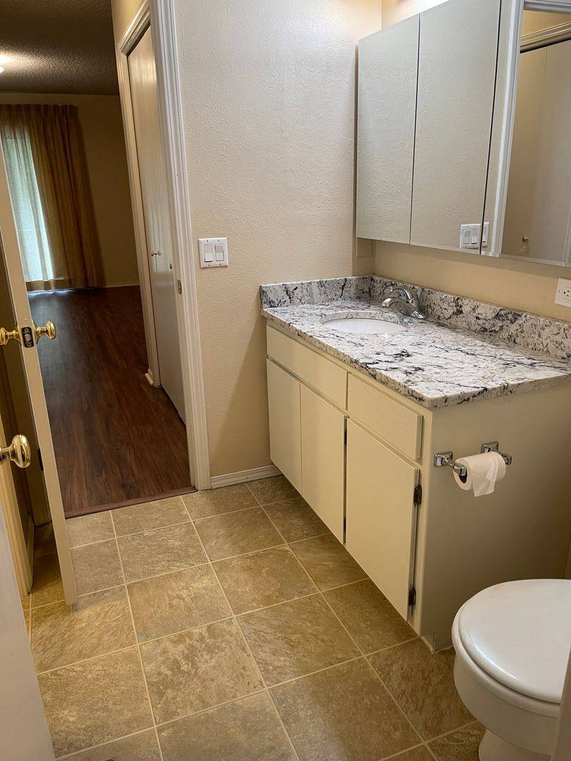Townhouse for rent at 17 Lindsay Lane, Hot Springs Village, AR 71909