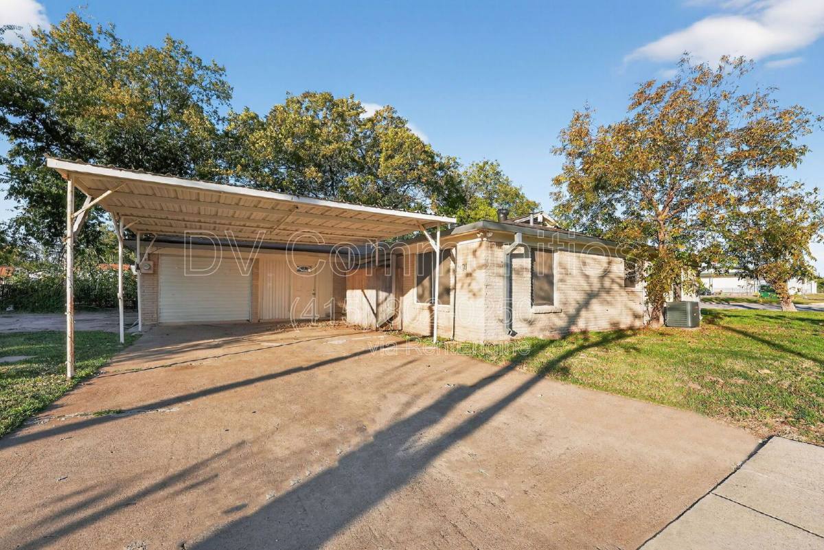 House for rent at 3901 Dakota Trail, Fort Worth, TX 76135