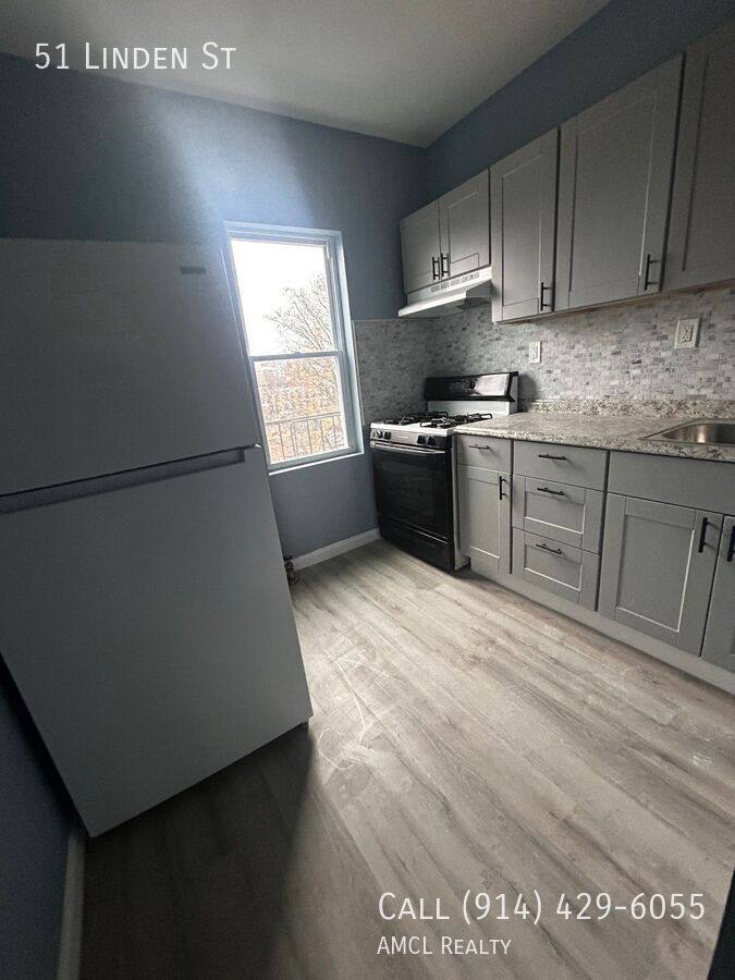 Apartment for rent at 51 Linden St, Yonkers, NY 10701