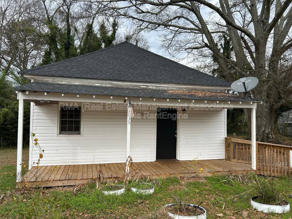 House for rent at 1035 W College St, Griffin, GA 30224