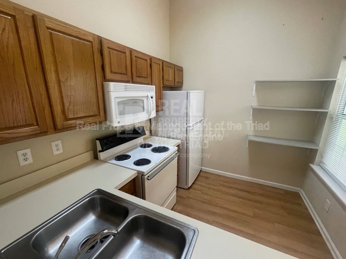Apartment for rent at 3607 McCuiston Rd #52, Greensboro, NC 27407