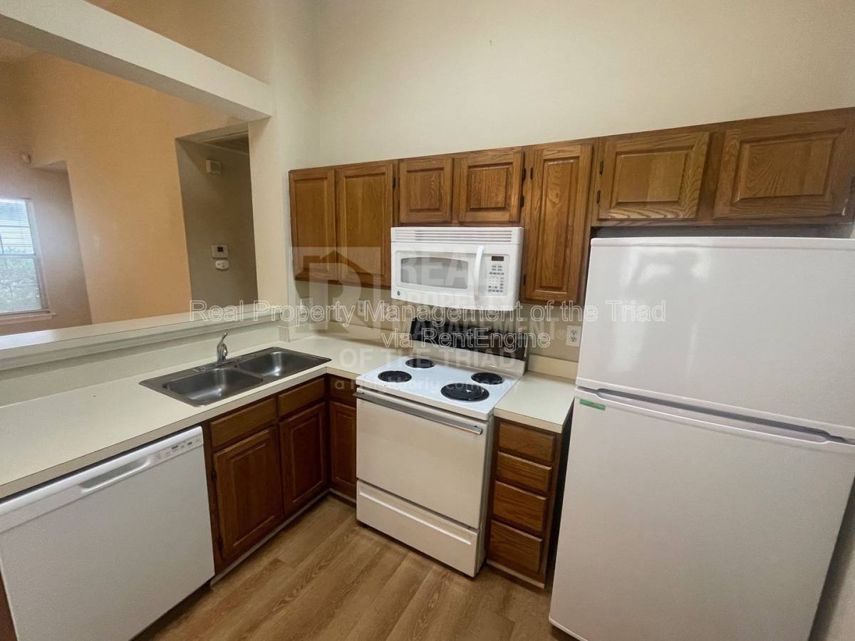 Apartment for rent at 3607 McCuiston Rd #52, Greensboro, NC 27407