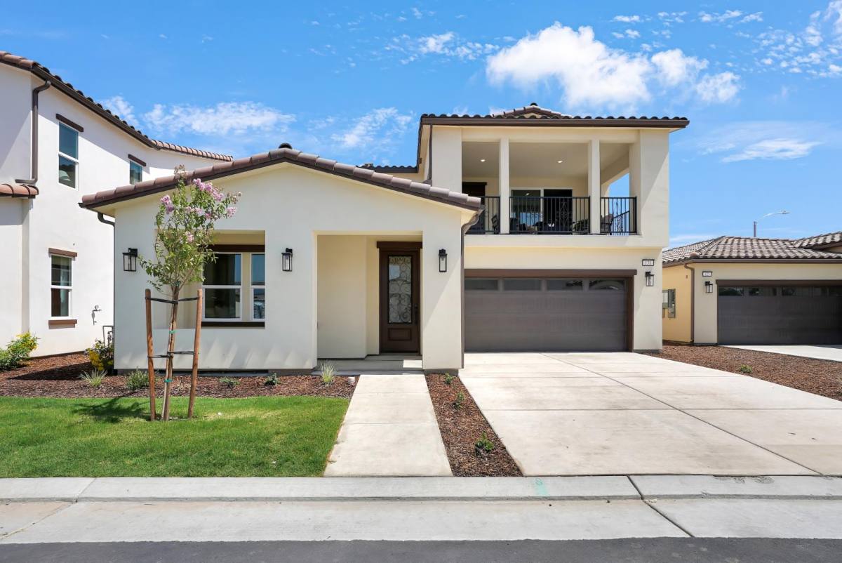 House for rent at 2151 W Solo Way #25, Hanford, CA 93230