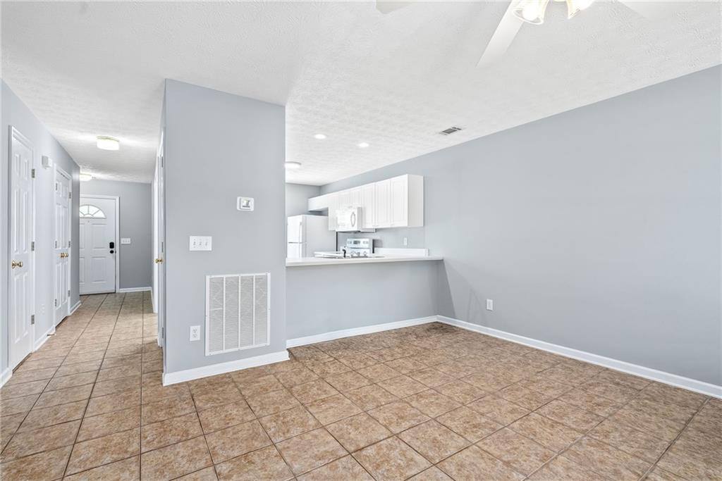 Townhouse for rent at 1477 N Donahue Dr Crossing -502, Auburn, AL 36830