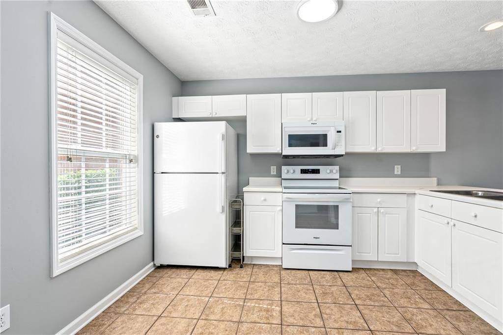 Townhouse for rent at 1477 N Donahue Dr Crossing -502, Auburn, AL 36830