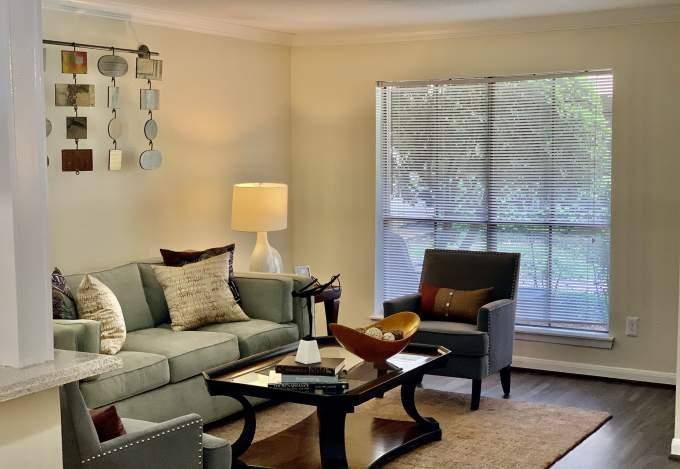 Apartment for rent at 3000 Greenridge Dr, Houston, TX 77057
