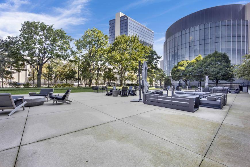 Apartment for rent at 500 W Superior #710, Chicago, IL 60654