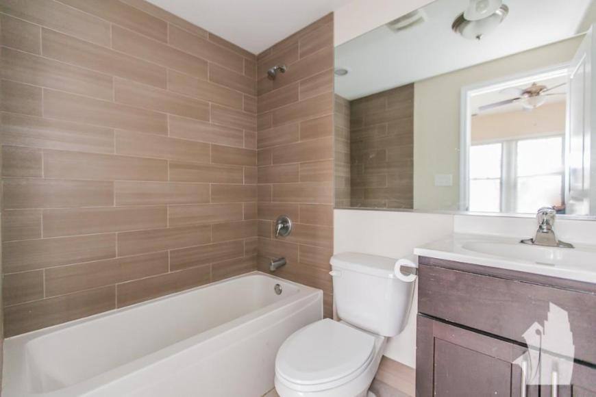 Apartment for rent at 1819 W Leland Ave #G, Chicago, IL 60640