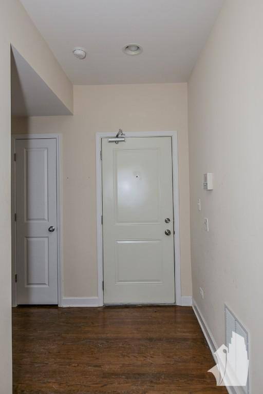 Apartment for rent at 1819 W Leland Ave #G, Chicago, IL 60640