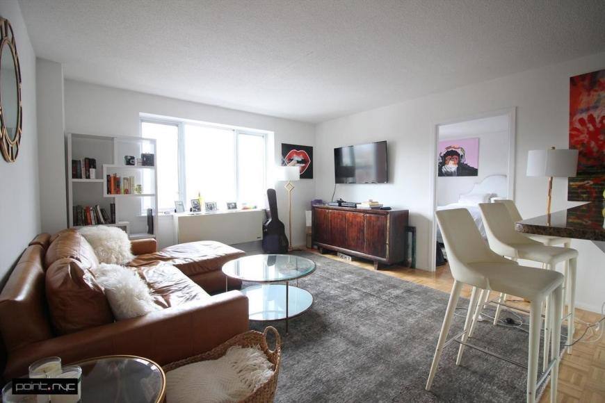 Apartment for rent at 210 W #17, New York, NY 10011
