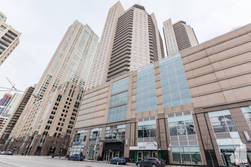 Apartment for rent at 545 N Dearborn #1611, Chicago, IL 60654