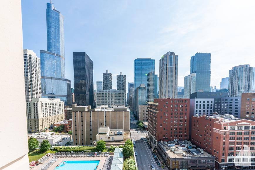 Apartment for rent at 545 N Dearborn #1611, Chicago, IL 60654
