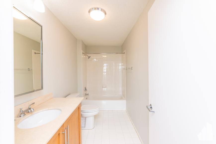 Apartment for rent at 545 N Dearborn #1611, Chicago, IL 60654