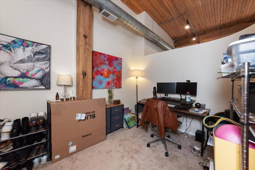 Apartment for rent at 2333 W Saint Paul Ave #315, Chicago, IL 60647