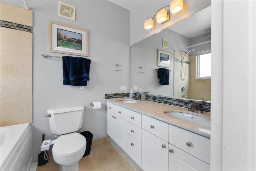 Apartment for rent at 2333 W Saint Paul Ave #315, Chicago, IL 60647