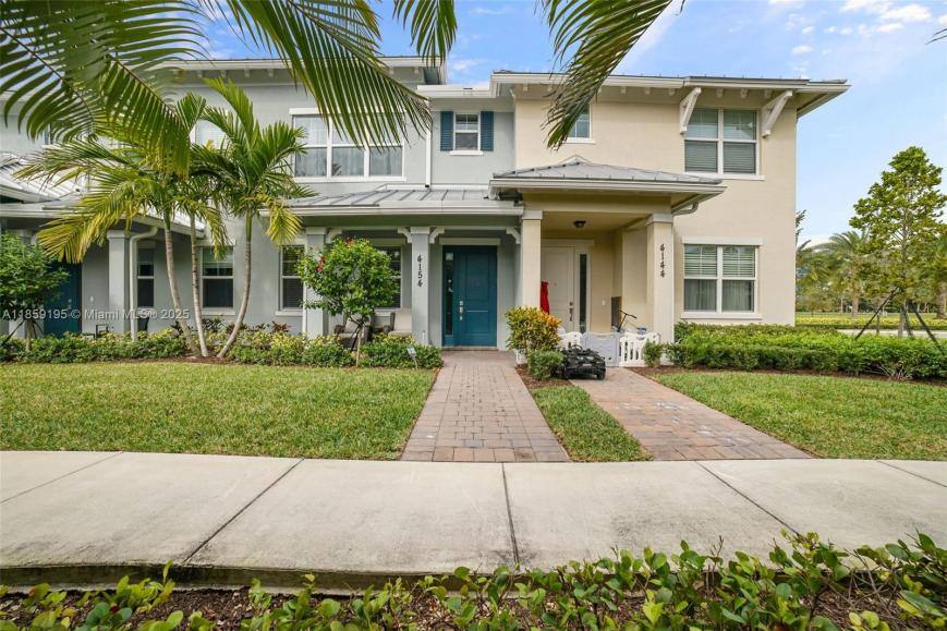 Townhouse for rent at 4154 Greenway Dr, Hollywood, FL 33021
