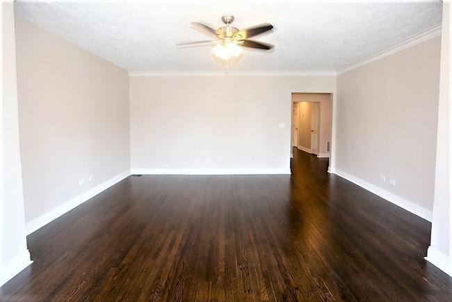 Apartment for rent at 4447 N Rockwell #1, Chicago, IL 60625