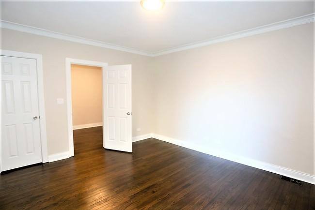 Apartment for rent at 4447 N Rockwell #1, Chicago, IL 60625