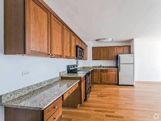 Apartment for rent at 4447 N Rockwell #1, Chicago, IL 60625