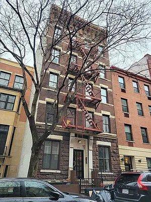 Apartment for rent at 272 W 117th St #1C, New York, NY 10026