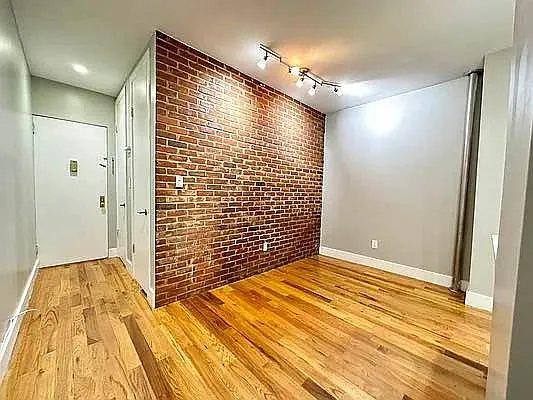 Apartment for rent at 235 W 146th St #2A, New York, NY 10039
