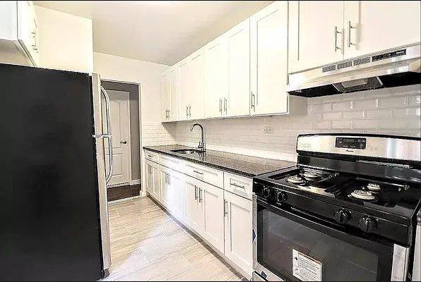 Apartment for rent at 6601 Broadway #6H, Bronx, NY 10471