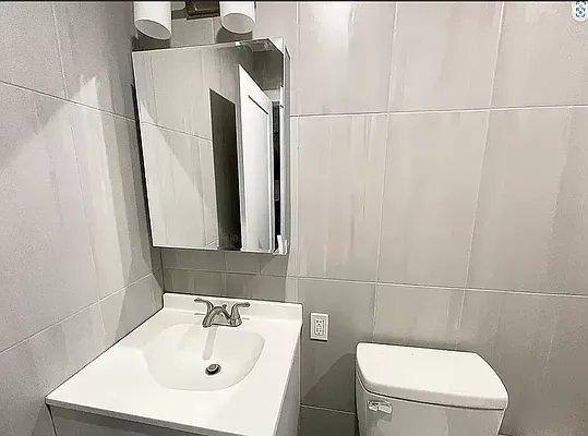 Apartment for rent at 59 Cooper St #3A, New York, NY 10034