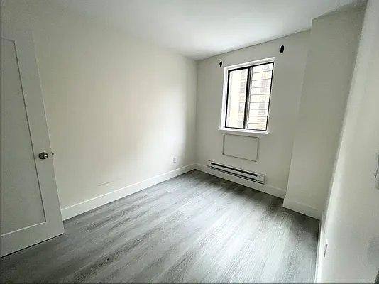 Apartment for rent at 59 Cooper St #3A, New York, NY 10034