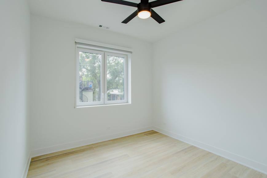 Apartment for rent at 3821 N Ashland Ave #403, Chicago, IL 60613
