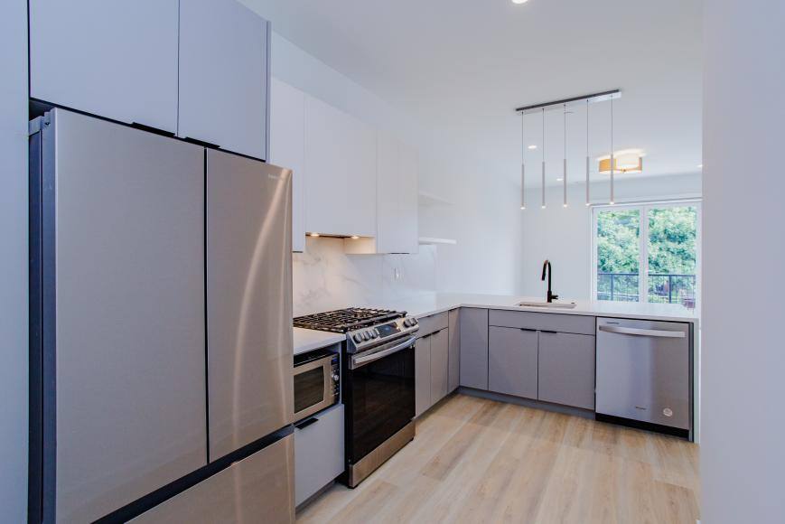 Apartment for rent at 3821 N Ashland Ave #403, Chicago, IL 60613
