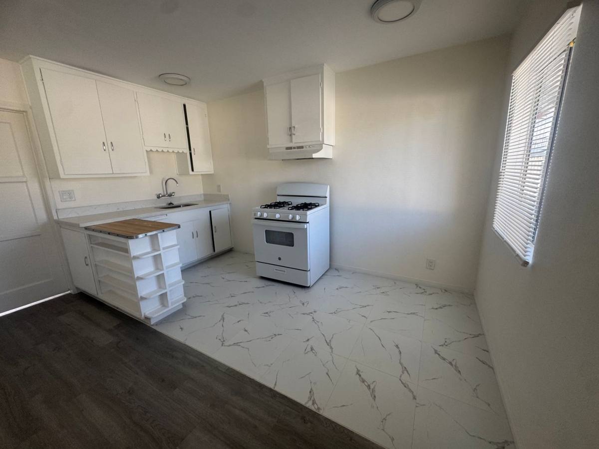 434 - 442 E Lincoln St, Carson, CA 90745 - Apartment for Rent - Image 9