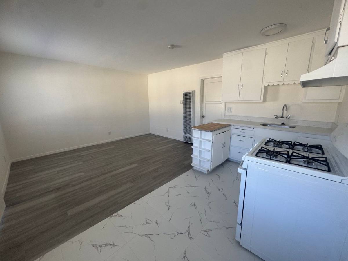 434 - 442 E Lincoln St, Carson, CA 90745 - Apartment for Rent - Image 10