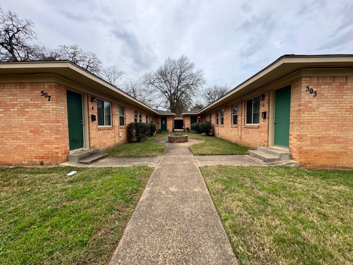 Apartment for rent at 503 S Fannin Ave, Tyler, TX 75702