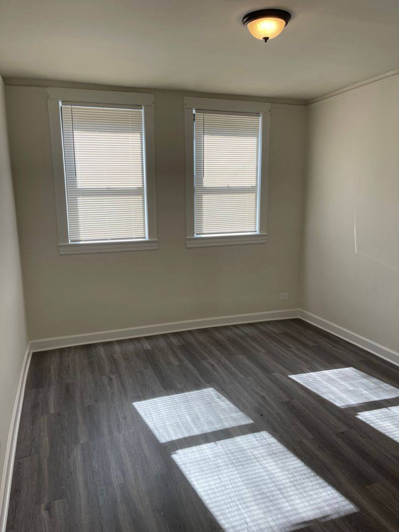 Apartment for rent at 2801 N Central Park, Chicago, IL 60618