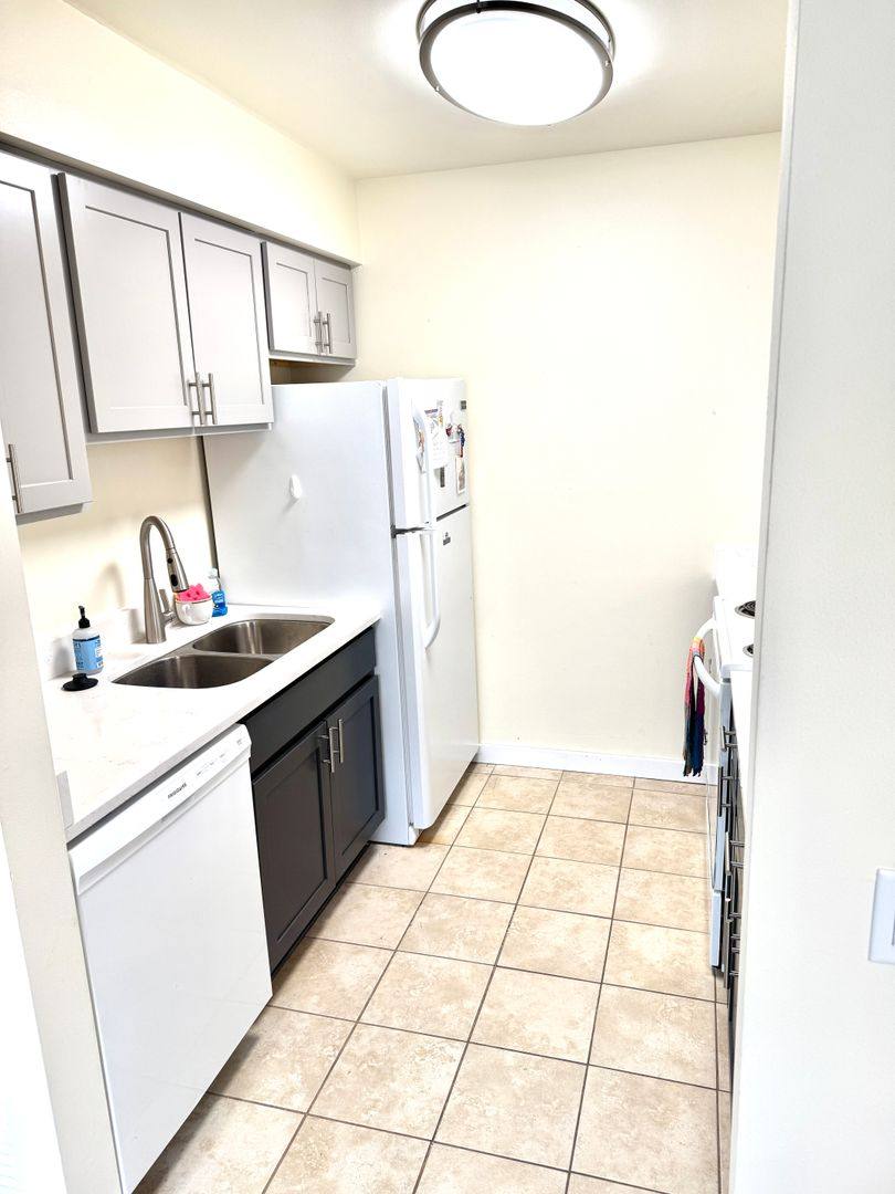 Apartment for rent at 2525 University Ave, Madison, WI 53705