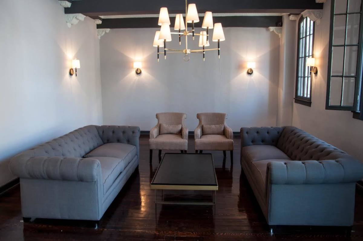 Apartment for rent at 326 S Normandie Ave, Los Angeles, CA 90020
