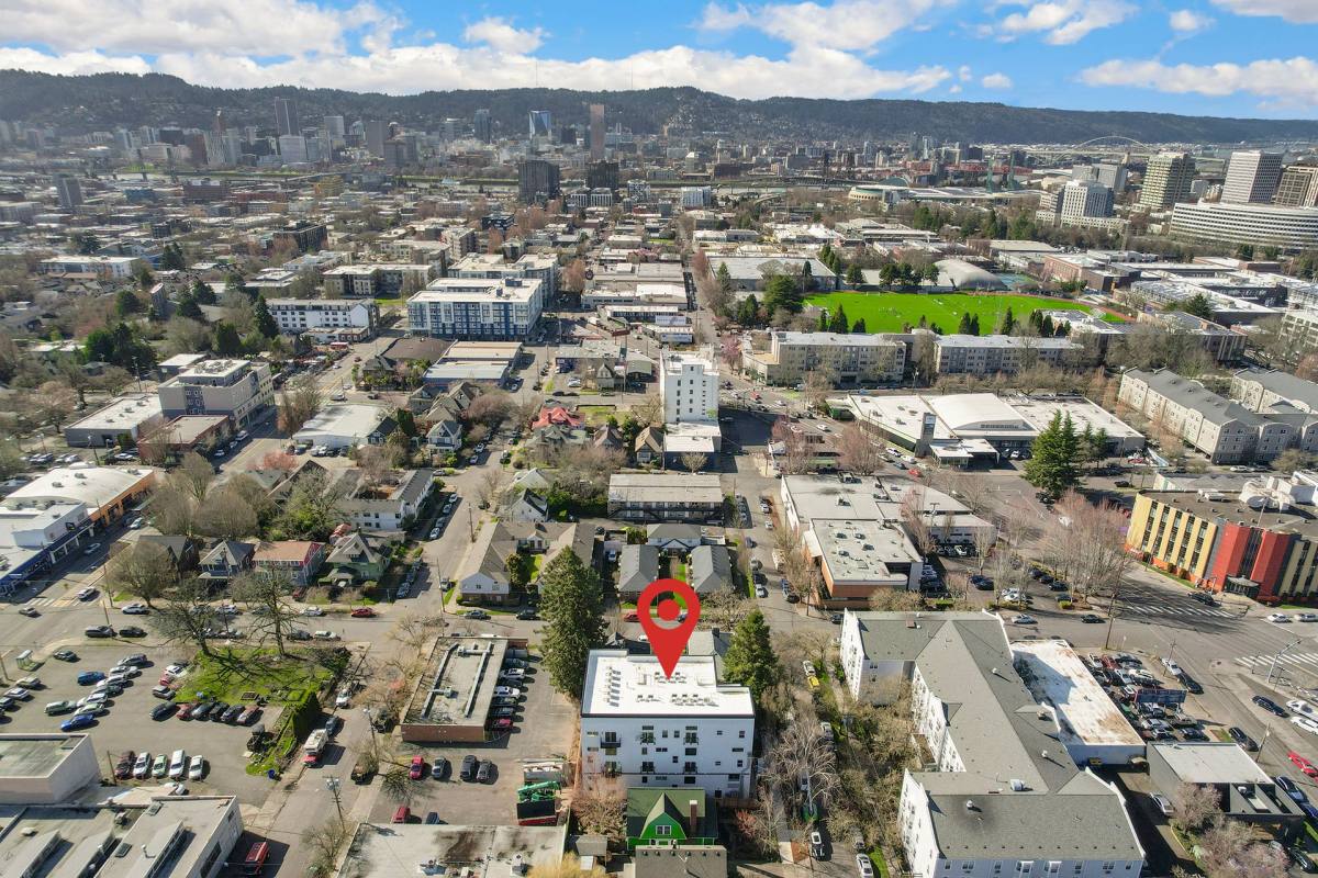 Apartment for rent at 1820 NE Davis St, Portland, OR 97232