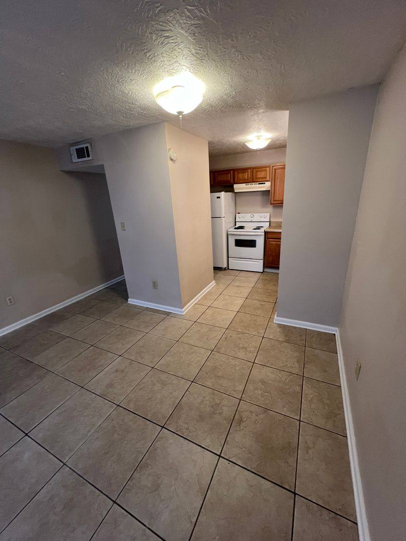 Apartment for rent at 134 N Meyers Dr, Lafayette, LA 70508