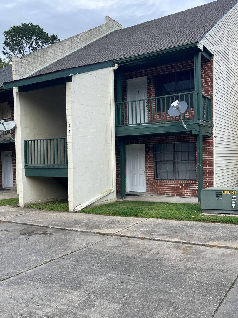 Apartment for rent at 134 N Meyers Dr, Lafayette, LA 70508