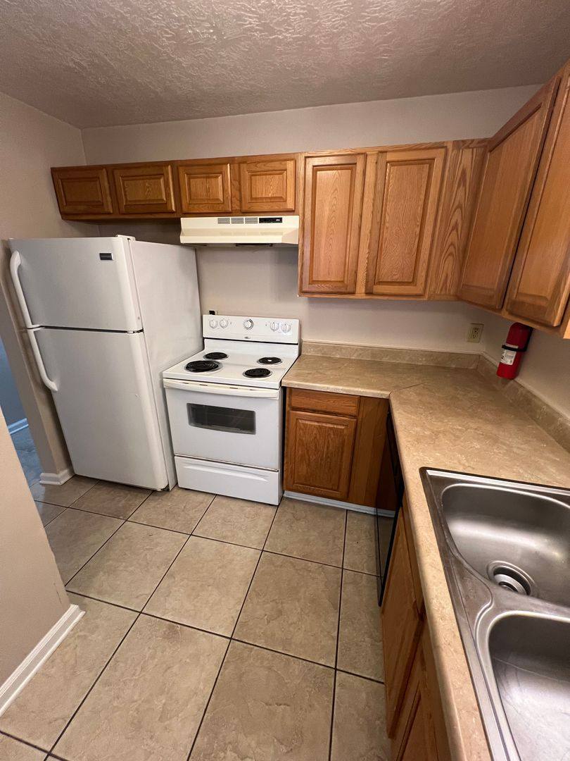 Apartment for rent at 134 N Meyers Dr, Lafayette, LA 70508