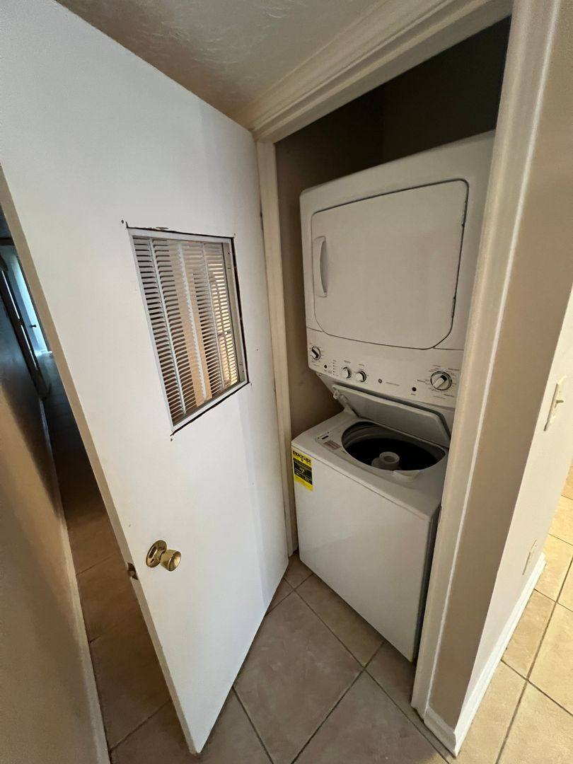 Apartment for rent at 134 N Meyers Dr, Lafayette, LA 70508