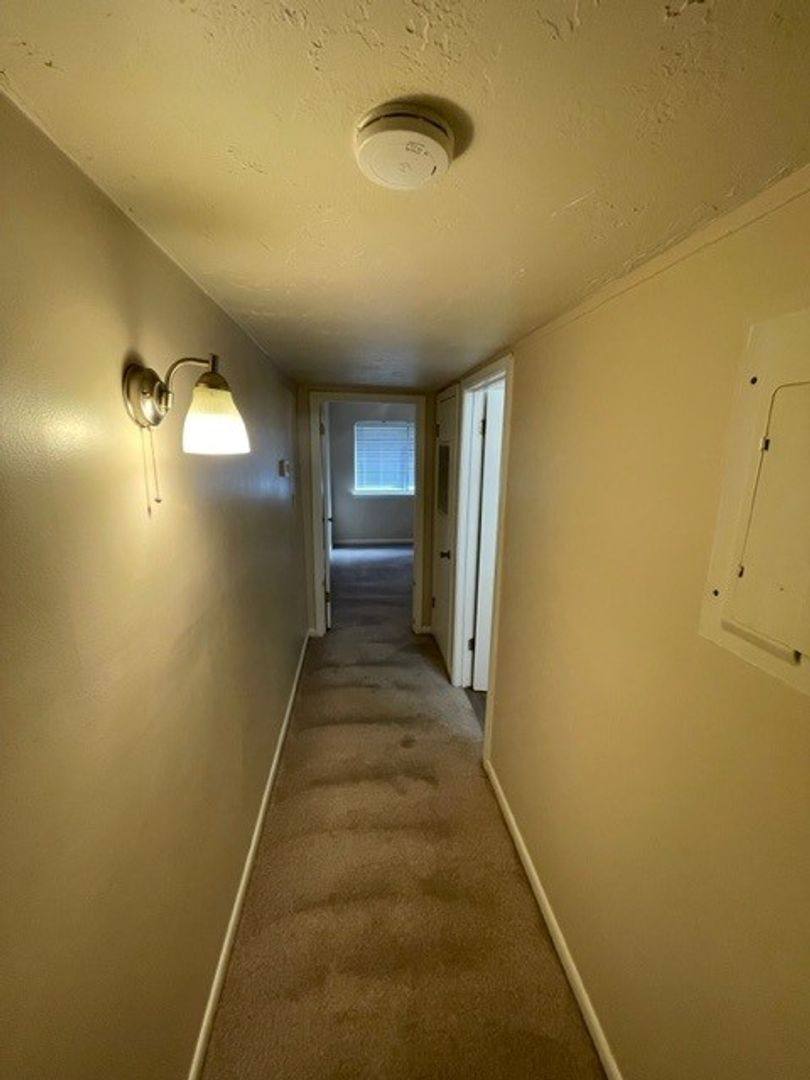 Apartment for rent at 134 N Meyers Dr, Lafayette, LA 70508