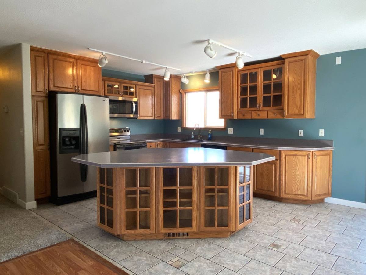 House for rent at 610 Summit Ridge Dr, The Dalles, OR 97058