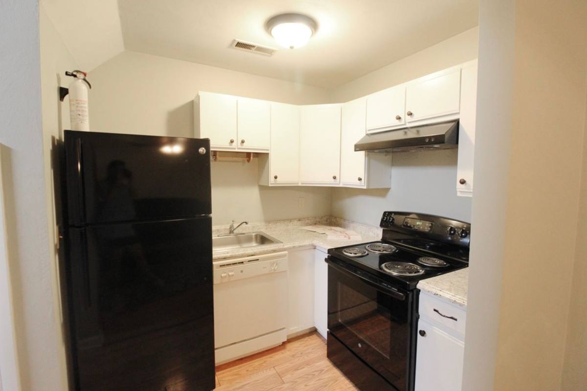 Townhouse for rent at 1366 Bradley Dr, Harrisonburg, VA 22801